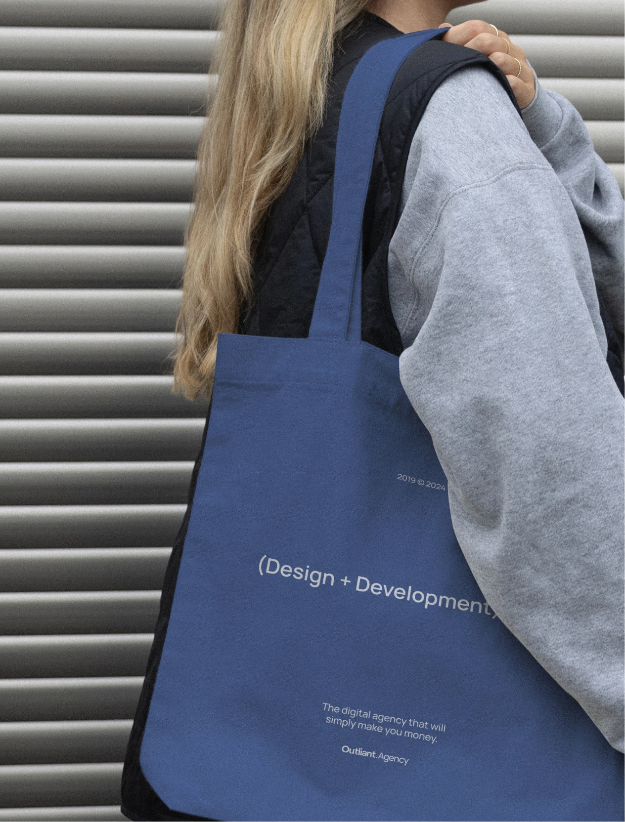 Blue Outliant tote bag.